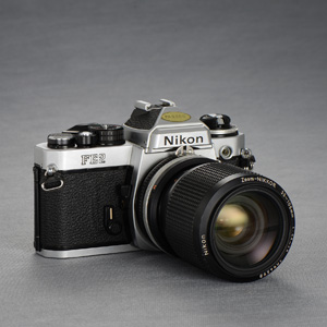 尼康 Nikon FE2 135相机